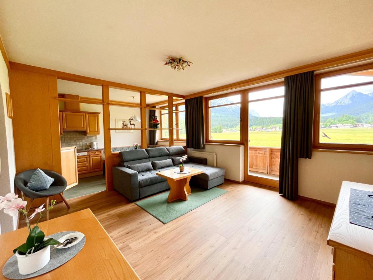 Apartmenthaus Brigitte ロイタシュ エクステリア 写真